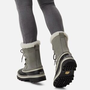 Sorel Women’s Caribou Waterproof Boots in Shale/Stone 7.5M